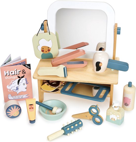 Tender Leaf Playing: SALON DE COIFFURE