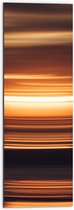 WallClassics - Dibond - Wazige Zonsondergang - 30x90 cm Foto op Aluminium (Met Ophangsysteem)