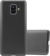 Cadorabo Hoesje geschikt voor Samsung Galaxy A6 2018 in METALLIC GRIJS - Beschermhoes gemaakt van flexibel TPU silicone Case Cover