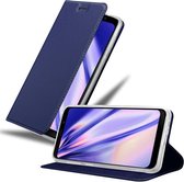 Cadorabo Hoesje voor Samsung Galaxy J6 2018 in CLASSY DONKER BLAUW - Beschermhoes met magnetische sluiting, standfunctie en kaartvakje Book Case Cover Etui