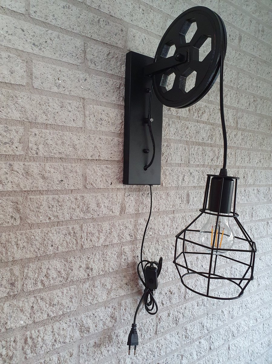 Industriële Wandlamp Zwart met Stekker & Schakelaar | Katrol lamp vintage | Wandlampen | Lamp industrieel | Muurlamp Binnen | Wandverlichting metaal hout | Wandverlichting voor Binnen| Loft | Vintage katrollamp | Industrieel | E27 Fitting