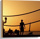 Hout - Silhouet van Gelukkig Familie op het Strand tijdens Volleybal - 50x50 cm - 9 mm dik - Foto op Hout (Met Ophangsysteem)