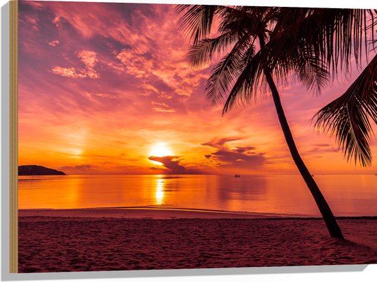 Hout - Silhouet van Palmboom aan Kalm Water met Zonsondergang - 80x60 cm - 9 mm dik - Foto op Hout (Met Ophangsysteem)