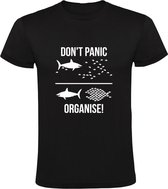 Don't panic Heren T-shirt | team | samenwerking | together | samen | motivatie | motiveren | haai | vissen