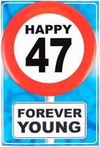 Happy age kaart 47 jaar (wenskaart met button)
