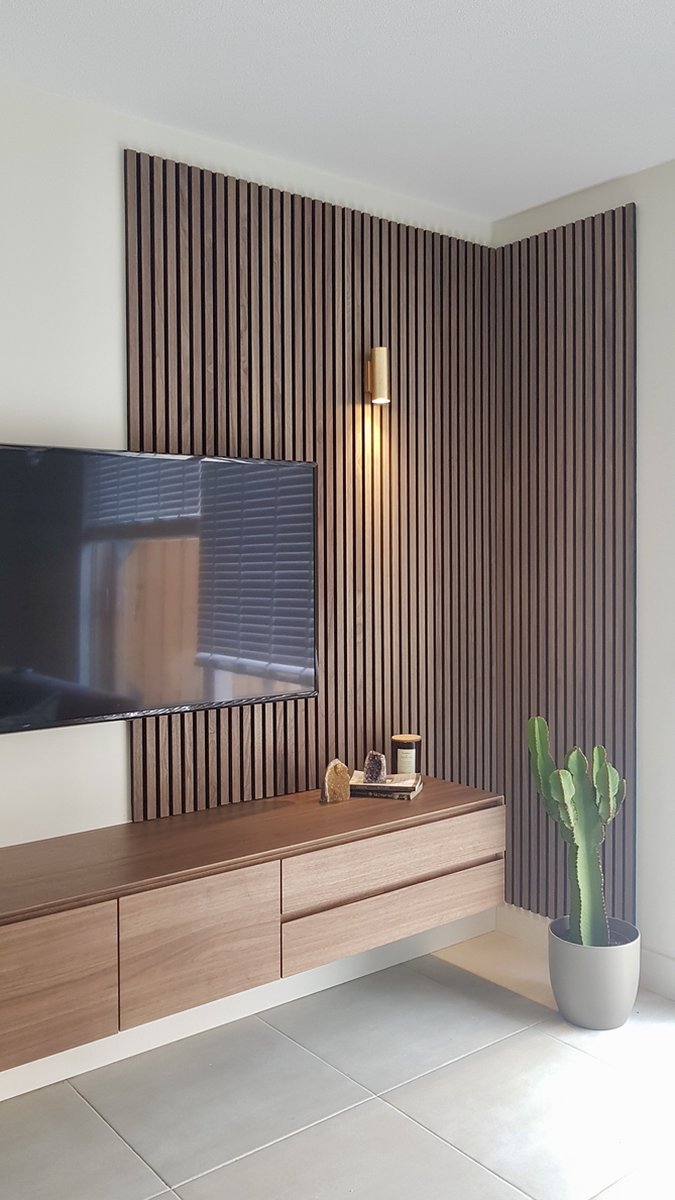 Akoestisch Wandpaneel SAMPLE (proefstukje) - Houtfineer - Noten / Walnut - WallingtonNL - Geluidsabsorptie - Akupanel - Lattenwand