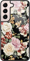 Casimoda® hoesje - Geschikt voor Samsung Galaxy S22 - Bloemen flowerpower - Luxe Hard Case Zwart - Backcover telefoonhoesje - Multi
