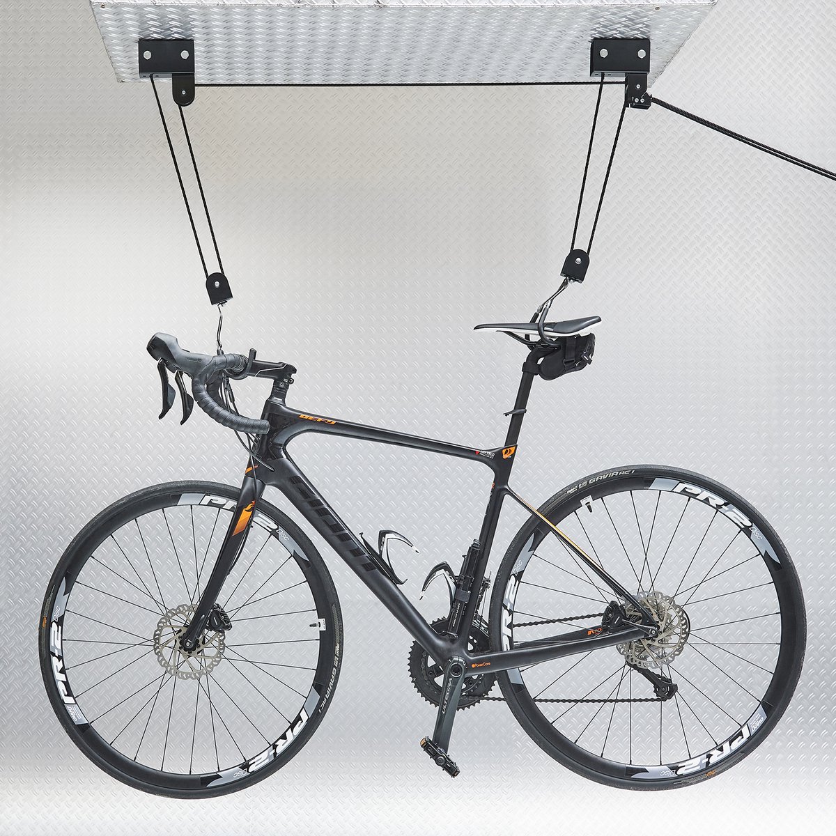 Datona® Fietslift - Fiets ophangsysteem 50 kg - Katrolsysteem met 2 Haken - Incl. bevestigingsset - Voor racefiets, MTB & E-bike – foto 4