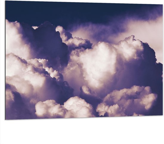 Dibond - Contouren in Paarskleurige Wolken - 100x75 cm Foto op Aluminium (Met Ophangsysteem)