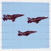 WallClassics - Muursticker - Rode Vliegtuigen in de Lucht - 50x50 cm Foto op Muursticker