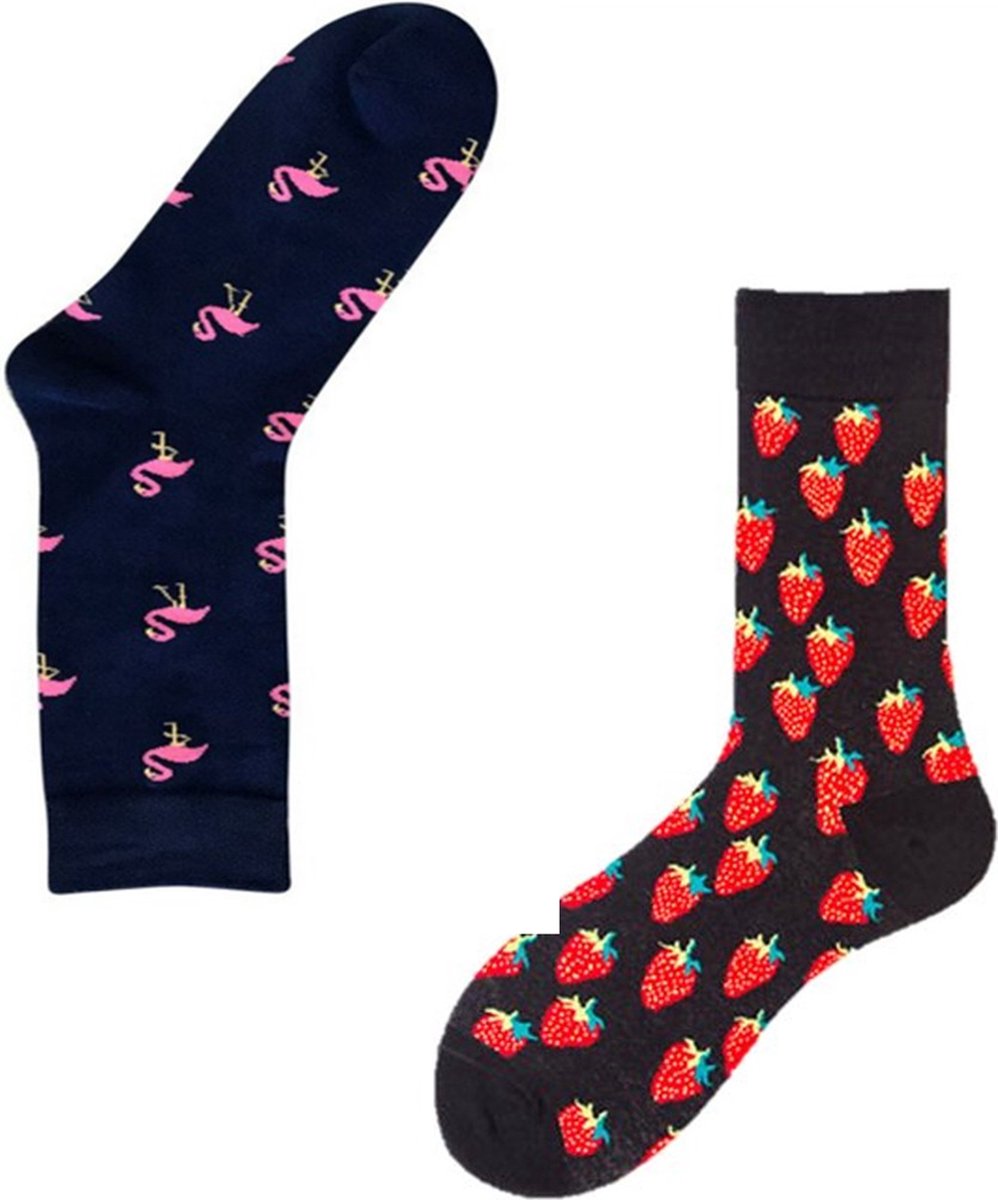 Binkie Socks Box | 2 Paar Sokken Heren | Flamingo Sokken en Aardbei Sokken | Sokken Maat 43-46