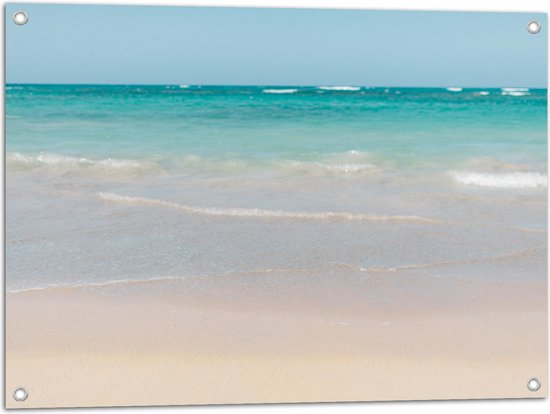 WallClassics - Tuinposter – Wit Strand met Helderblauwe Oceaan - 80x60 cm Foto op Tuinposter (wanddecoratie voor buiten en binnen)