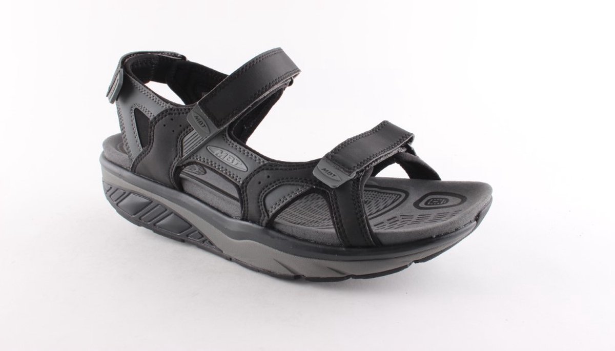 MBT SAKA 700787-201L Zwarte heren sandalen met een dynamic uitvoering