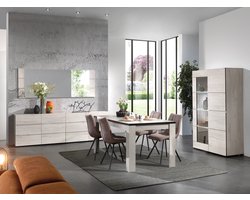 Eetkamer complete Woonkamer met Dressoir + vitrine kast + tafel zetelsenbedden Meubelen