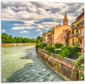 Tuinposter – Klassiek Italiaanse Huisjes aan Adige Rivier, Italië - 80x80 cm Foto op Tuinposter (wanddecoratie voor buiten en binnen)