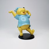 Winnie, Statue, Figurine Yawning Winnie 8" . Beeldje Winnie the Pooh slaapmuts 18cm