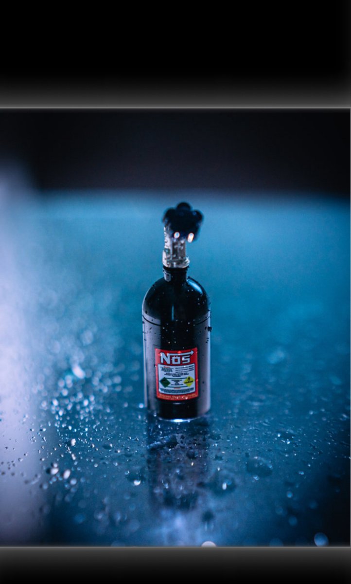 Tridos - Luchtverfrisser / autogeurtje - Nos-fles nitro zwart - aluminium - cologne