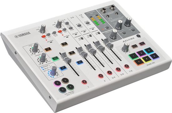 Yamaha AG03MK2W table de mixage live streaming