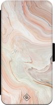 Casimoda® bookcase - Geschikt voor iPhone 14 Pro - Hoesje met pasjeshouder - Marmer Waves - Bruin/beige - Kunstleer