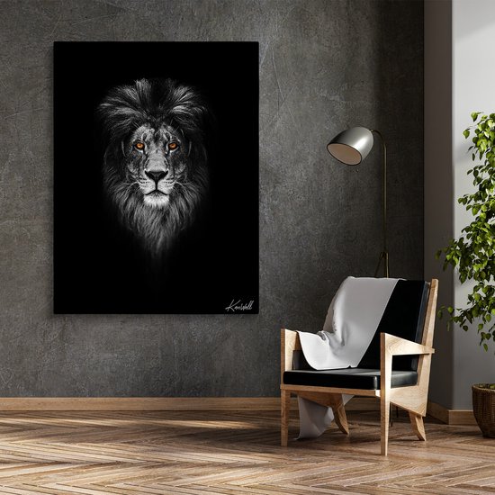 Luxe Canvas Schilderij Lion Awaits | 75x100 | Woonkamer | Slaapkamer | Kantoor | Muziek | Design | Art | Modern | ** 4CM DIK! 3D EFFECT**