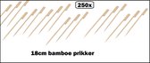 250x Bamboe prikker / bbq pen 18cm - Prikkers BBQ festival thema feest food cocktail