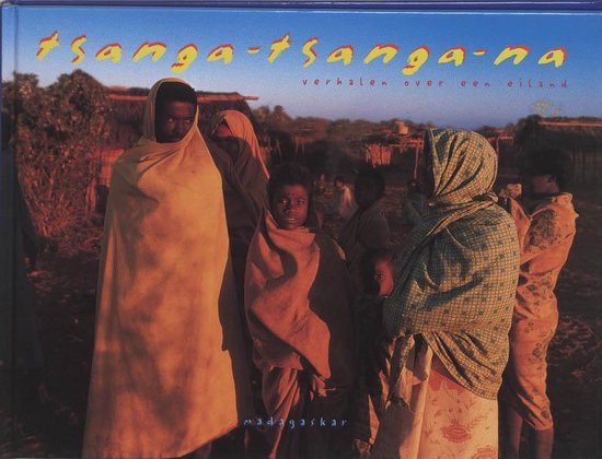 Cover van het boek 'Tsanga-tsanga-na' van Marion Hoekveld