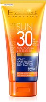 Eveline Cosmetics Amazing Oils Highly Water-resistant Sun Lotion SPF30 - 200ml.