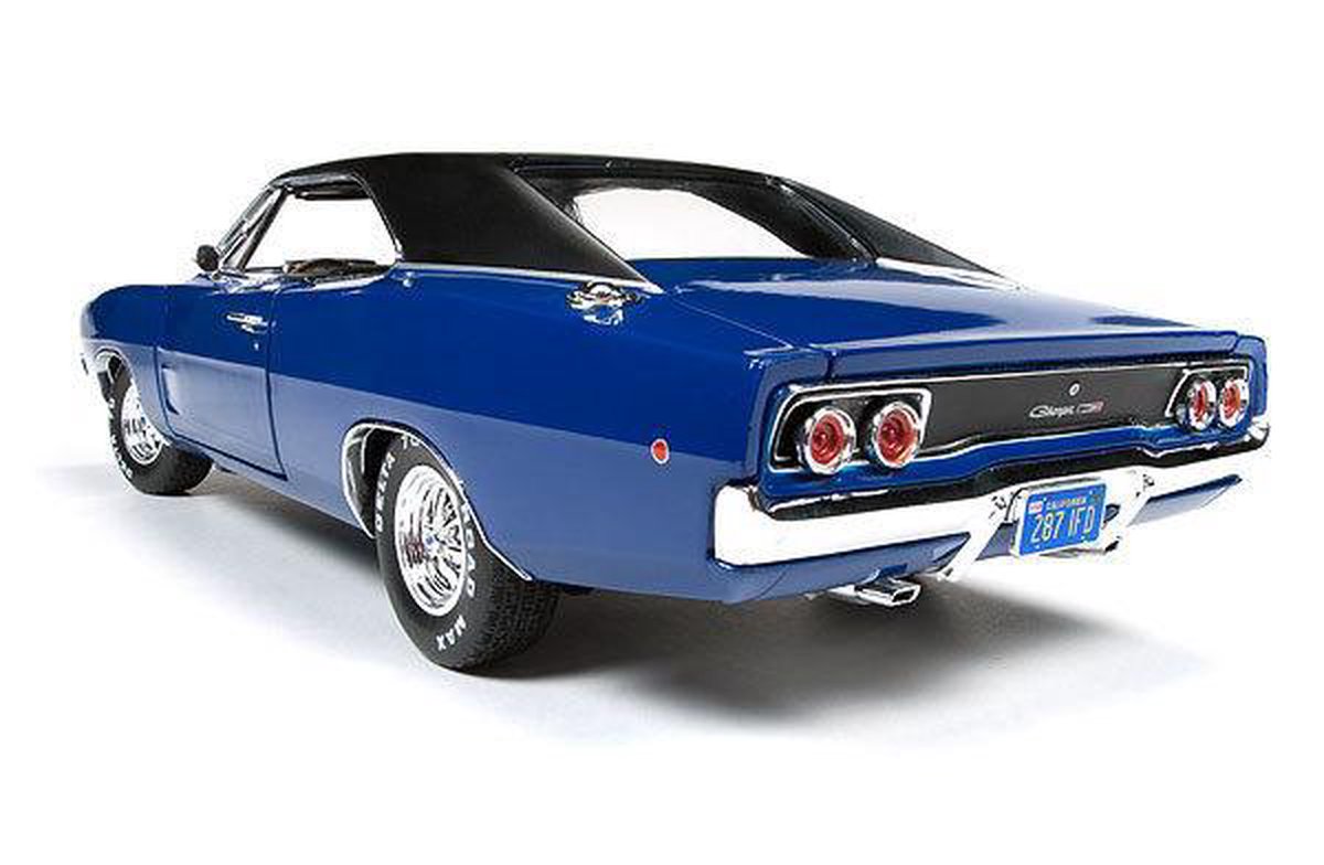 Christine - 1968 Dodge Charger - Auto World (1:18) 