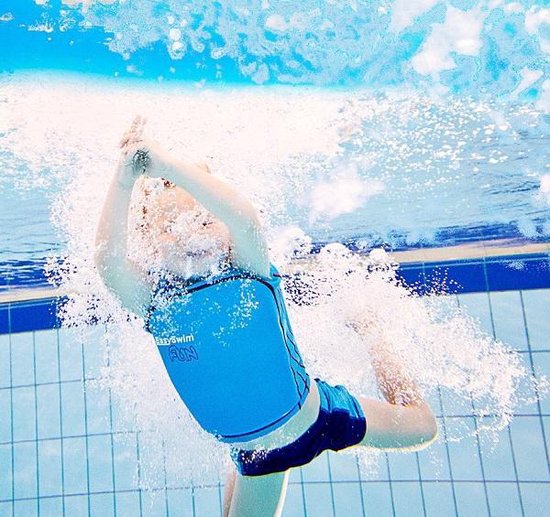 EasySwim Fun - Zwemvest/Drijfvest kind - Blauw - Maat M : 17-23 kg - UPF50+ Zonbescherming – Drijfpak/Drijfhulpmiddel
