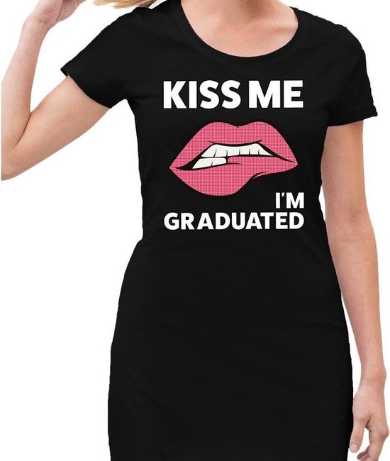 Kiss me i am graduated jurkje zwart dames - feest jurk dames - geslaagd/afgestudeerd kleding 44