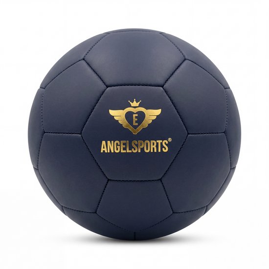 Donkerblauwe voetbal met gouden Angelsports logo op witte achtergrond.
