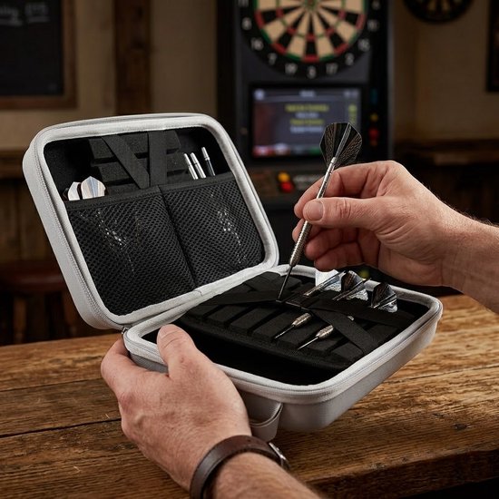 Witte dart case voor 12 dartpijlen – EVA harde schaal dart etui met opbergruimte voor dartpunten, shafts en flights – draagbare dart organizer met rits voor bescherming – dart accessoires voor heren en dames van NUVEX — afbeelding 4