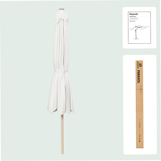 Witte parasol in opgevouwen toestand met houten stok, naast een gesloten verpakking.