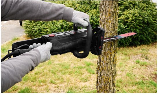 PARKSIDE PERFORMANCE® Elektrische kettingzaag 2500 W - Zaaglengte: 45 cm - Kettingsnelheid: 16 m/s - 62 aandrijfschakels - Accessoires: 1x Kettingbeschermkap, 1x 130 ml Bio-kettingolie, 1x Draagtas van Parkside — afbeelding 3