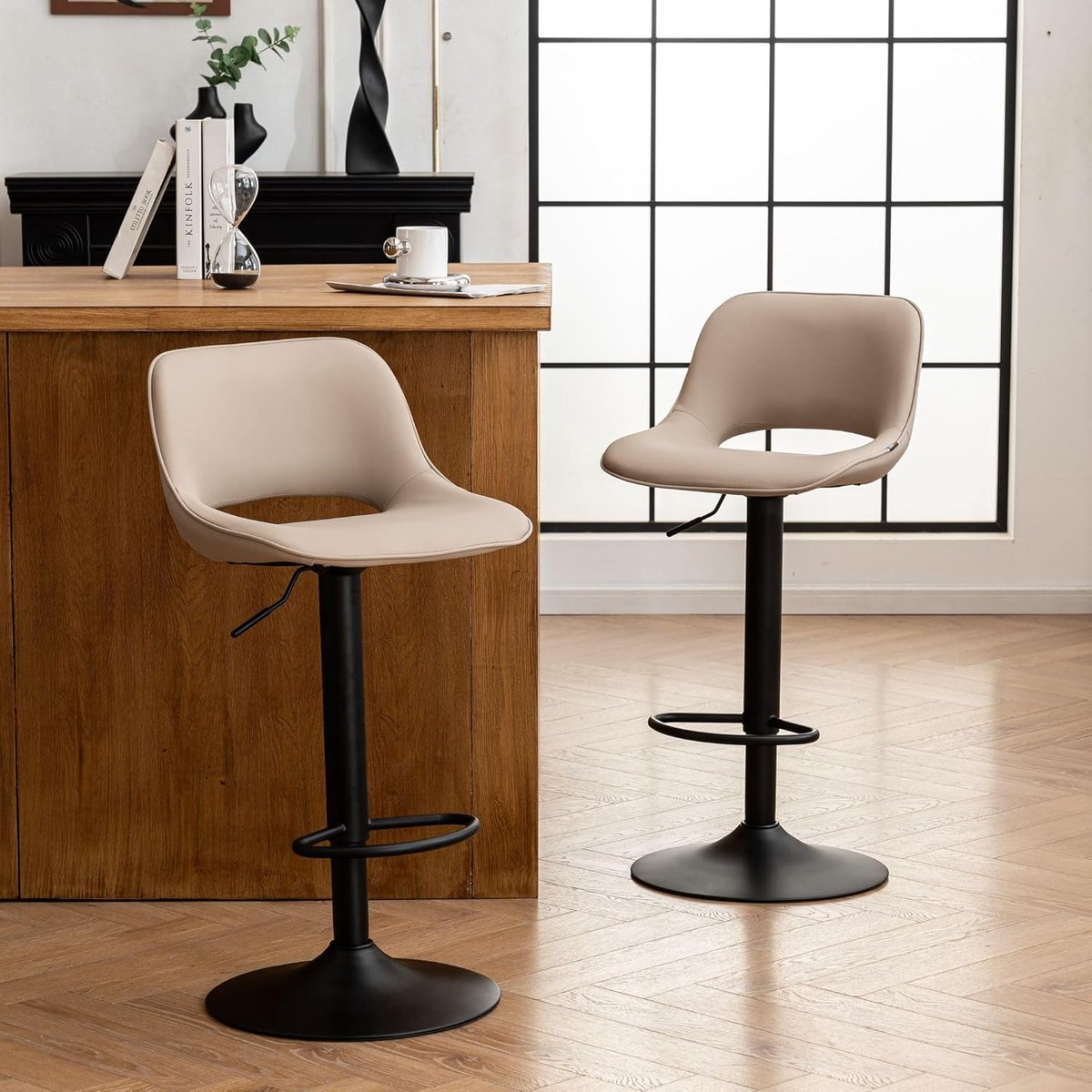 Barkruk Set van 2 Verstelbaar 44 x 49 x 80 cm – Boho Patchwork Design Barstoelen 360° Draaibaar met Open Rugleuning – Luxe Kleurrijke Keukenkrukken kaki – Urbanhome