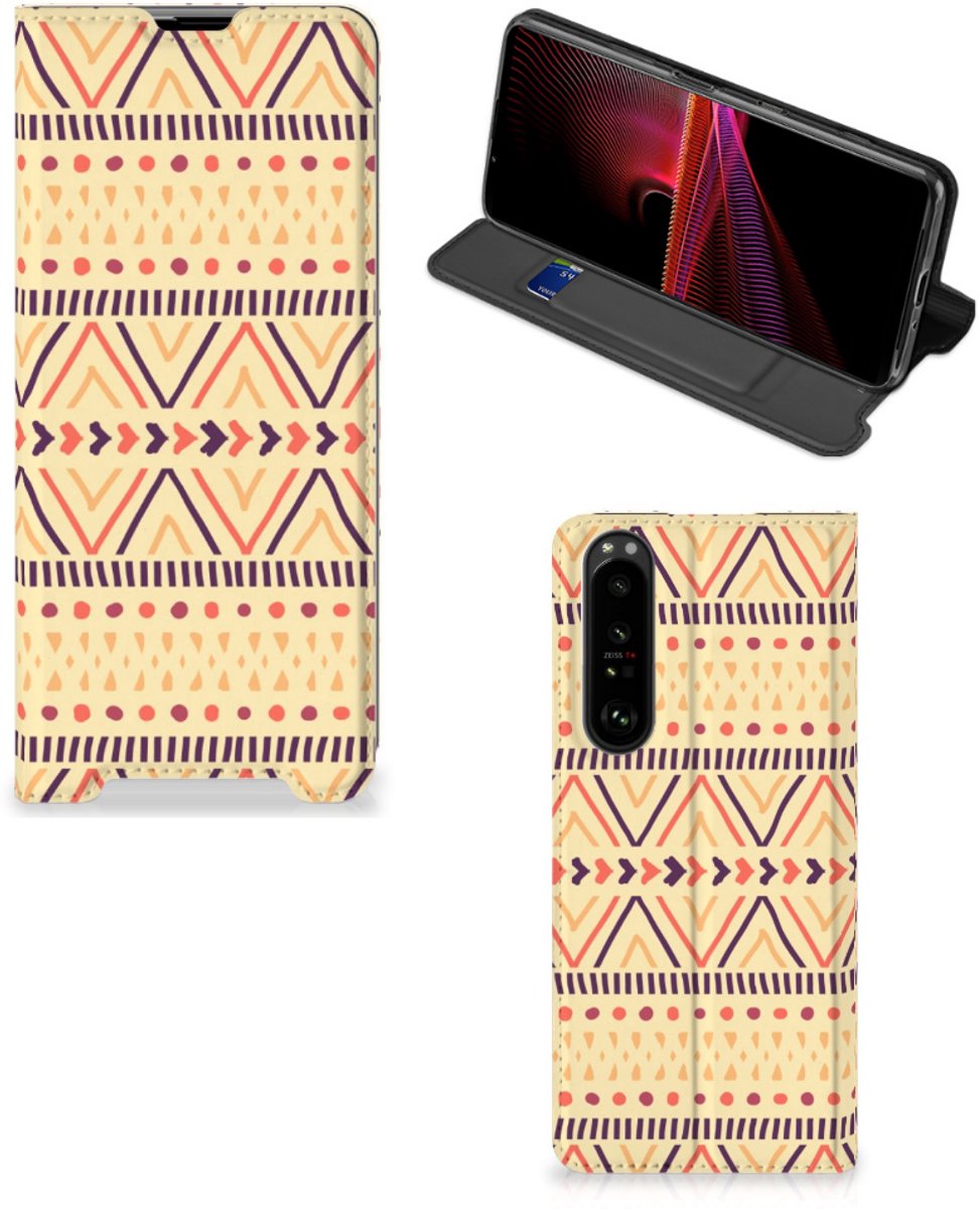 Sony Xperia 1 III Hoesje met Magneet Aztec Yellow