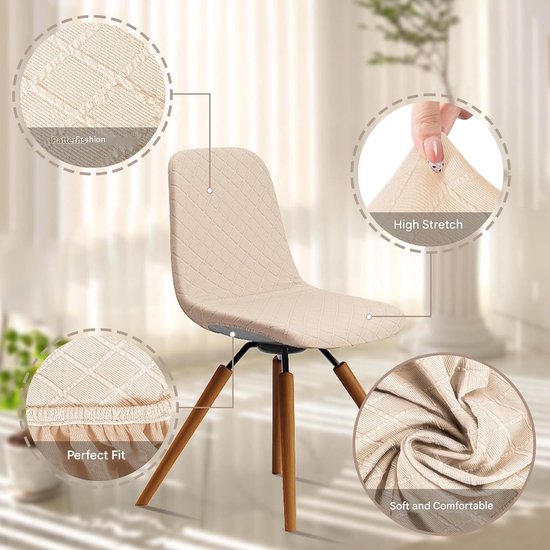 Beige stoelhoes met ruitpatroon; details van patroon, rekbaarheid, pasvorm en stof.
