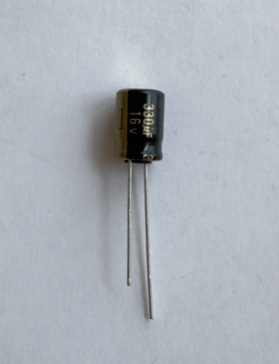 330μF 16V Panasonic Electrolytic Capacitor, Radial Surface Mount