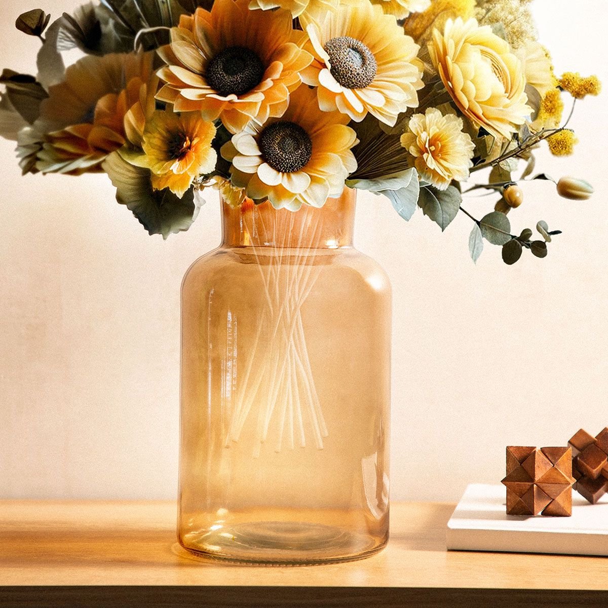 Homla - Tenno Bloemenvaas - Decoratieve Vaas - Modern Design - Groot Glazen Vaas voor Droogbloemen & Boeket- Scandinavisch Interieur - Stijlvolle Woonaccessoire - Ø14.5 x 25.5 cm - Beige — cadeau in Wonen & Interieur - foto 2