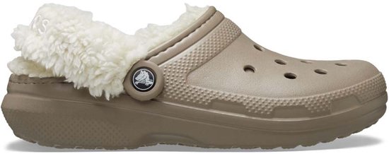 Sabot Crocs marron doublé de polaire beige avec bride pivotante.