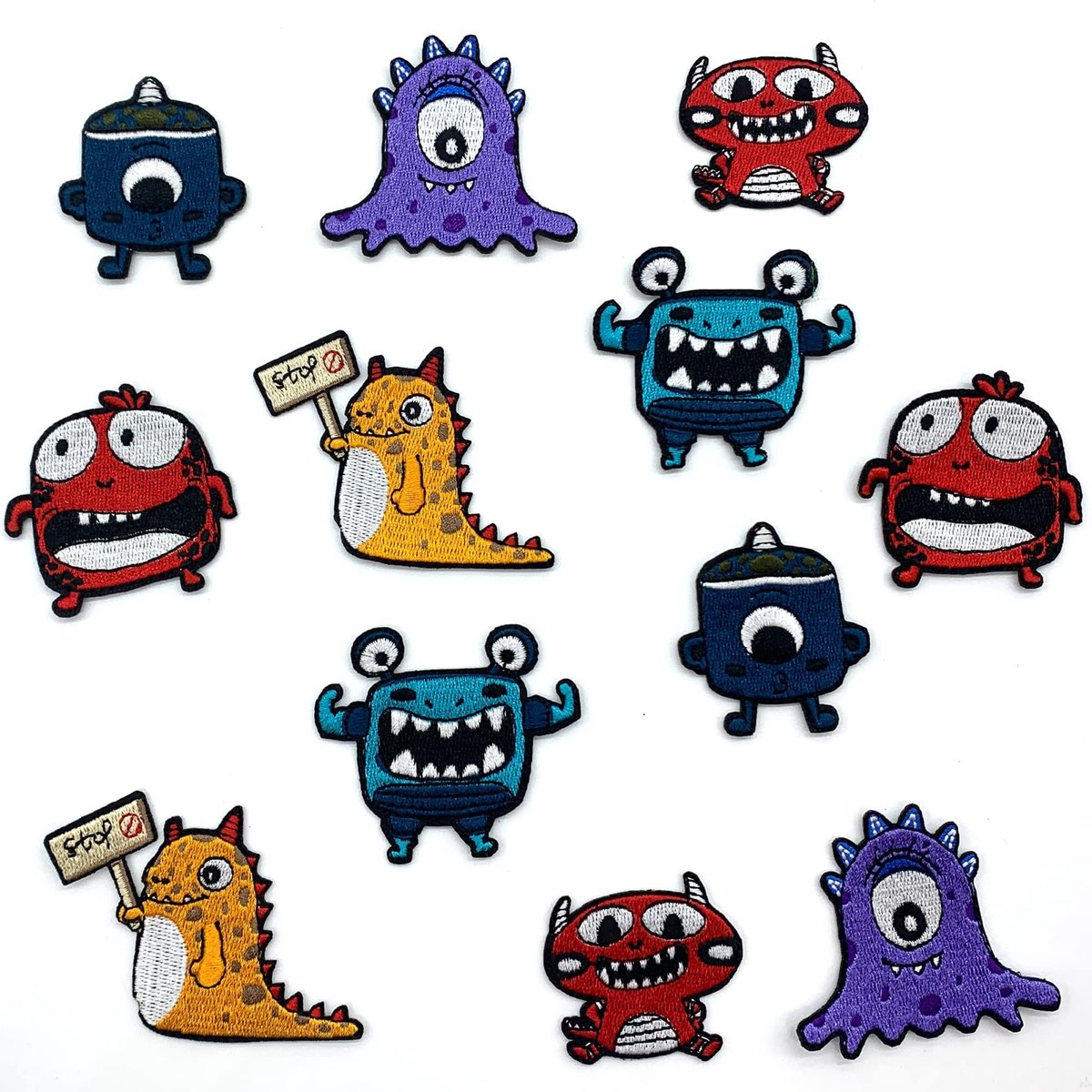 Dailygoods - Dailygoody - Opstrijkpatches - Kinderpatches - Schattige monsterstickers - 12 stuks - Borduurstickers - Trendy kleding - Geschikt voor kinderen -