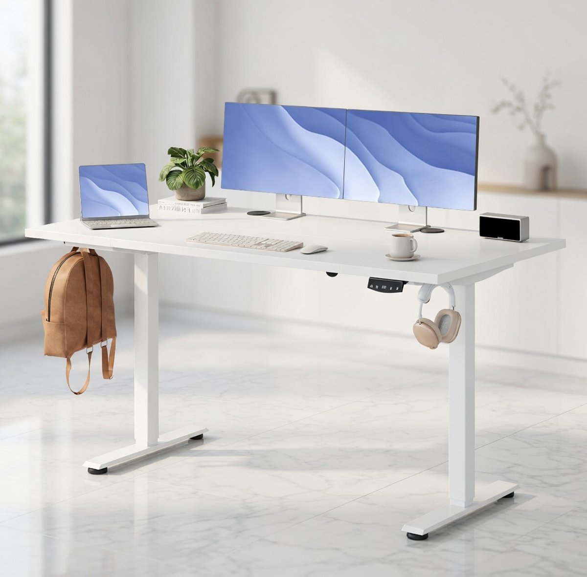 Elektrisch Zit-Sta Bureau 140 cm – In Hoogte Verstelbaar Ergonomisch – – WitMobili Bella Elektrisch Zit-Sta Bureau 140 cm – In Hoogte Verstelbaar Bureau met Geheugenfunctie – Ergonomisch Computerbureau – Modern Gaming Bureau – Wit Mobili Bella