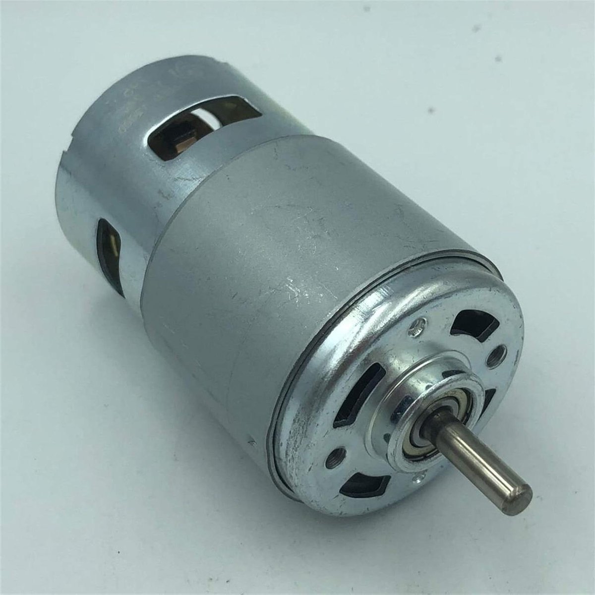 DC Motor - Elektrische Motor - Hobby Projecten - Hoge Koppel - 368 Watt - Metaal