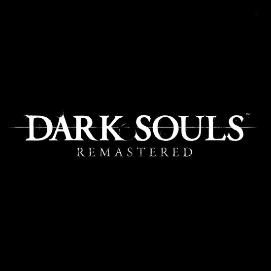 Het logo van Dark Souls Remastered in witte letters op een zwarte achtergrond.