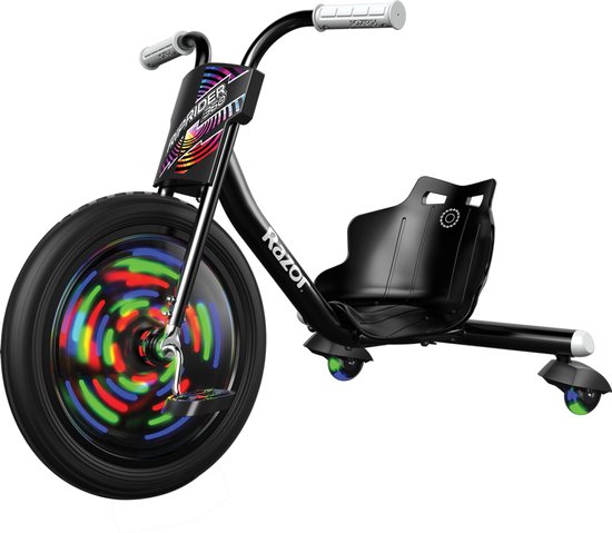 Zwarte Razor RipRider 360 Lightshow skelter met een groot wiel vooraan met bewegingsgeactiveerde gekleurde LED-verlichting.