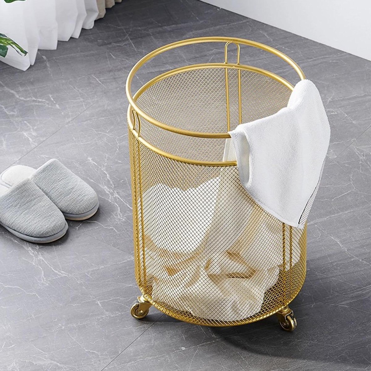 Metalen wasmand - Waskorv - Ruimte Organiseren - Met 360° wielen - 36 x 52 cm - Goud