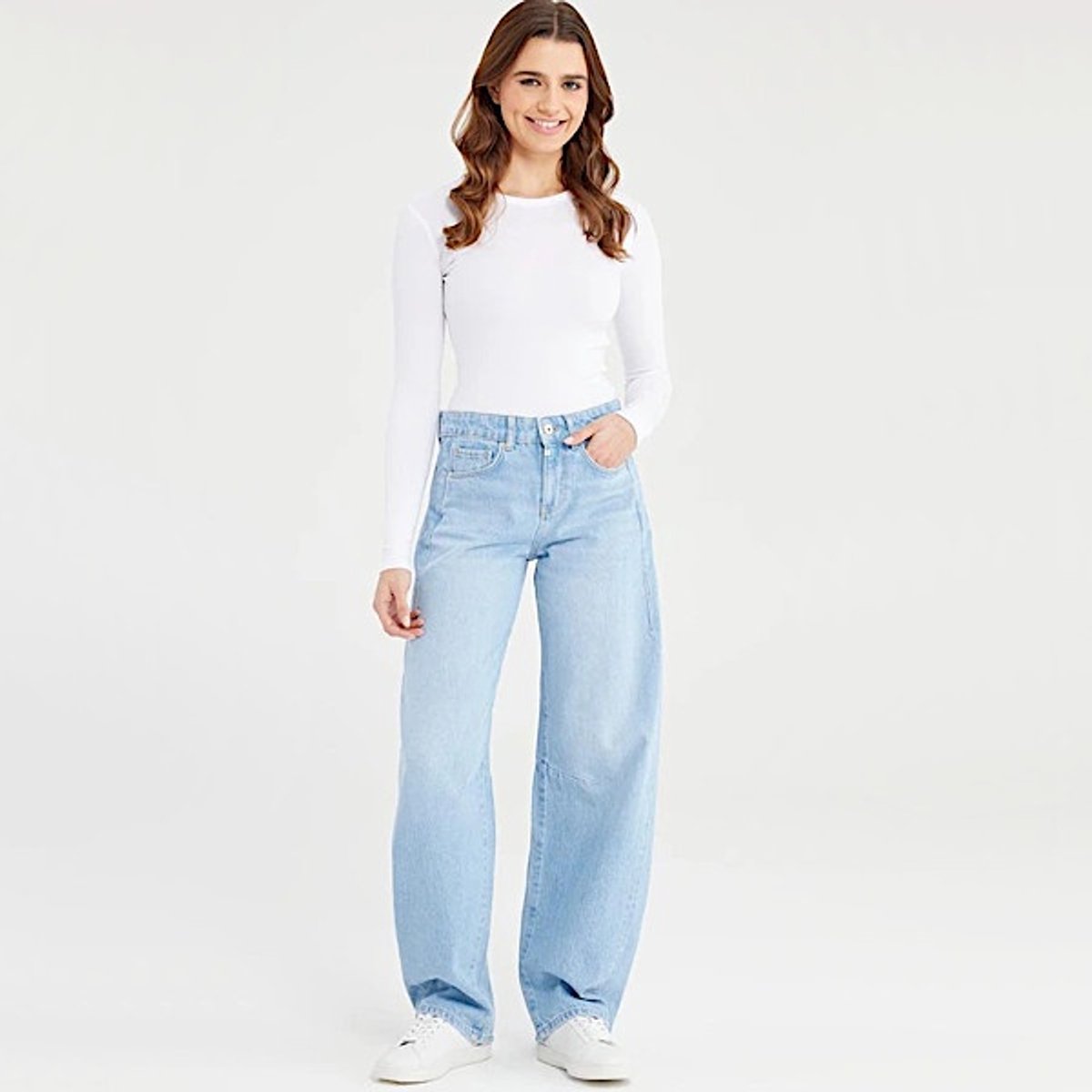 COJ - Clara - Balloon Fit Jeans - Light Blue