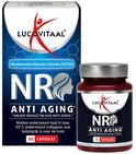 Lucovitaal NR Anti Aging capsules. Een pot met 30 capsules naast een doosje. De verpakking is donkerblauw met witte en rode details.