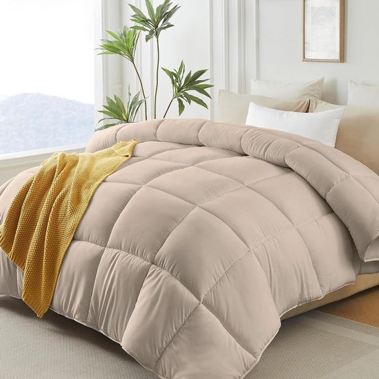 Dekbed Kingsize - Donsalternatief Dekbed - Alle Seizoenen - Met Hoeklussen - 269 x 229 cm - Beige