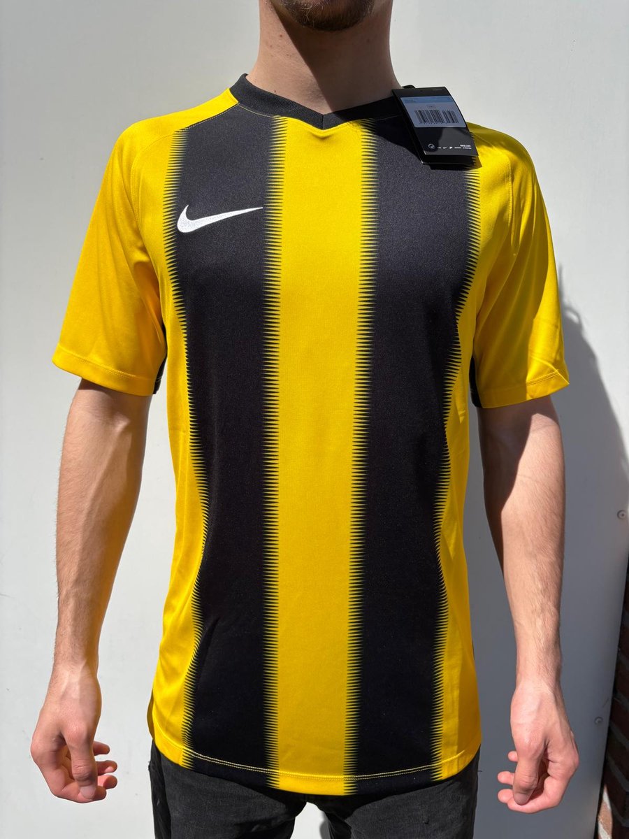 Nike T-shirt Mannen - NAC - maat M
